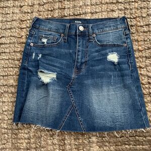 AERO Denim Mini Skirt Womens Size 0 High Rise Pockets Distressed Blue Jean